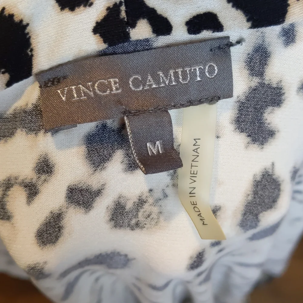 Vince Camuto cap sleeve top